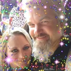 Meet your Posher, Lanie